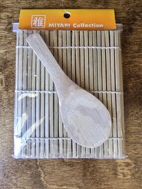 Miyabi Collection Wooden Sushi Rolling Mat & Spoon NEW